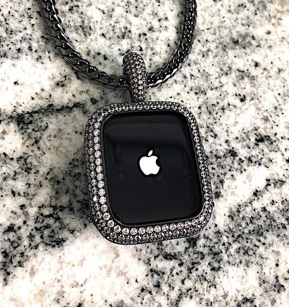 apple watch series 4 necklace
