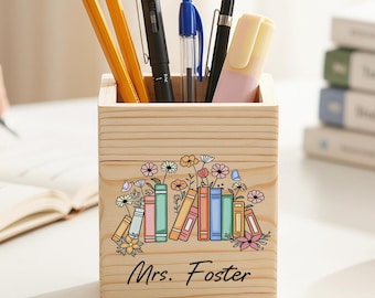 Gepersonaliseerde potloodhouder leraar, aangepaste naam houten pennenbeker, organisator leraar bureau, klasdecor, cadeau leraar