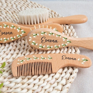 Personalized Baby Brush,Wooden Baby Hairbrush,Custom Birth Flower Baby Brush,Baby Hairbrush,Newborn Gifts,Baby&#39;s First Hairbrush,Baby Gifts