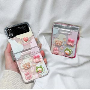 3D Cartoon Girl Bracelet Phone Case for Samsung Galaxy Z Flip 3 4 5 6 – Clear Shockproof Back Cover with Wrist Strap for Easy Carry