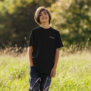 Kids Organic Cotton T Shirt Castle Combe Grandmaster Back Print Sustainable Cotswolds Souvenir Tee Fun Eco Friendly Childrens Clothing Gift