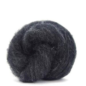 Corriedale Bulky Wool Roving - Thunder - 4 ounces / Felting Fiber / Spinning Fiber