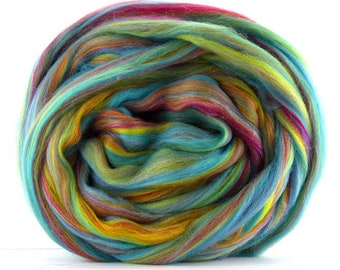 Merino and Sparkle Roving - Over The Rainbow 4oz