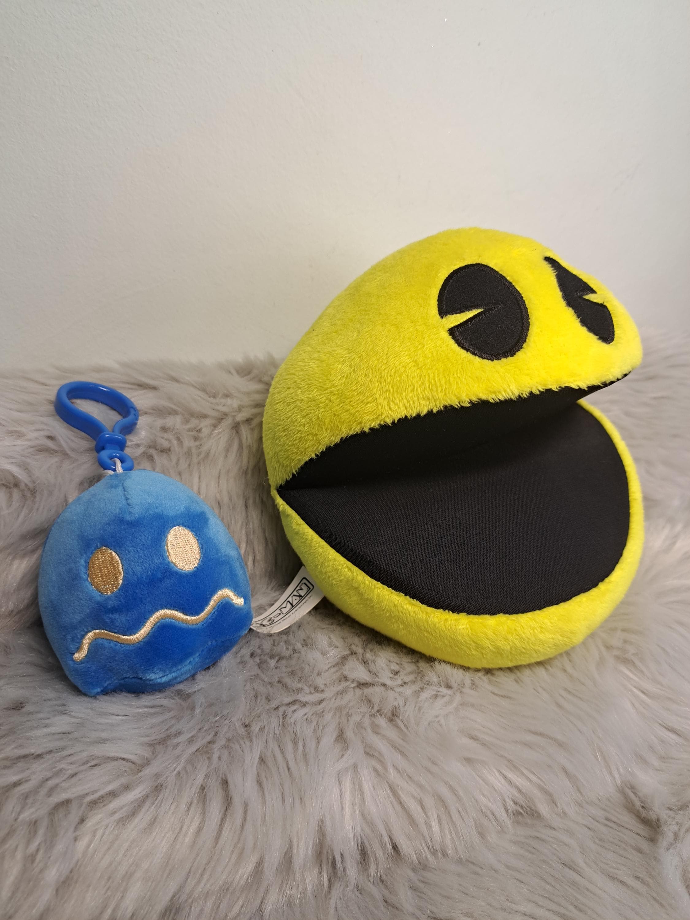 Pac man plush - Etsy 日本