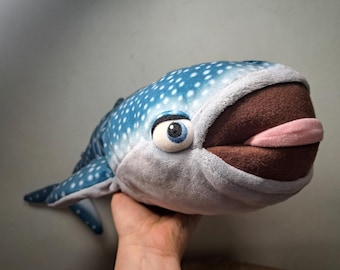 Peluche Disney originale - Destiny le requin-baleine (Le Monde de Dory) | Hong Kong Disneyland 50 cm