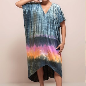 Sukienka boho tie-dye kaftan | Kimono maxi w jednym rozmiarze | Luźny krój, narzutka plażowa z wiskozy | Odzież domowa na wakacje w dużych rozmiarach | Szlafrok damski na festiwal
