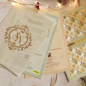 Elegante invito floreale – Biglietto d'auguri verde con copertina morbida – Invito personalizzabile per eventi – Matrimonio, fidanzamento, inaugurazione della casa, compleanno ecc.