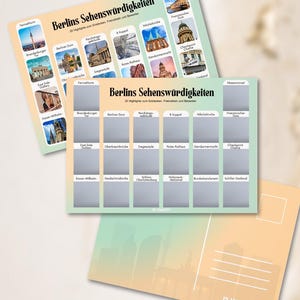Könnte beinhalten: Drei Berlin-Sehenswürdigkeiten-Rubbelkarten mit Farbverlauf im Hintergrund. Jede Karte zeigt Bilder von Wahrzeichen wie dem Brandenburger Tor und dem Berliner Fernsehturm. Der Text "Berlins Sehenswürdigkeiten" ist abgebildet.