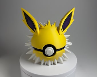 0135 Jolteon Pokéball Display | Anime Gaming Desk Decor | Collectible Figurine