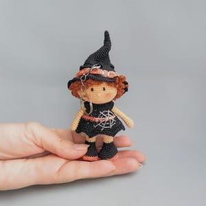 Mini Witch Amigurumi Crochet Pattern – Halloween Keychain Doll PDF – Tiny Witch Plush DIY Tutorial