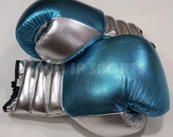 Kein Boxen, kein Leben – Silberne Box-Sparhandschuhe
