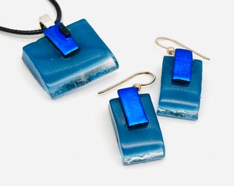 Teal Pendant Set with cobalt dichroic