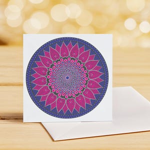 Grande carte de voeux émouvante – 20 x 20 cm | Motif mandala issu de notre collection originale de peintures à pois, avec une citation édifiante.