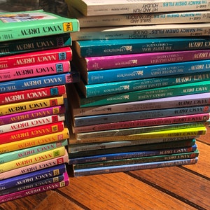Vintage Nancy Drew Paperback Books