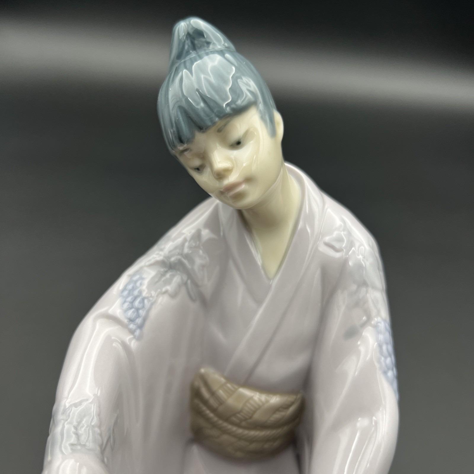 RARE Nao Lladro 1990 Love Dance Geisha W/ 2 Fans Figurine #1142