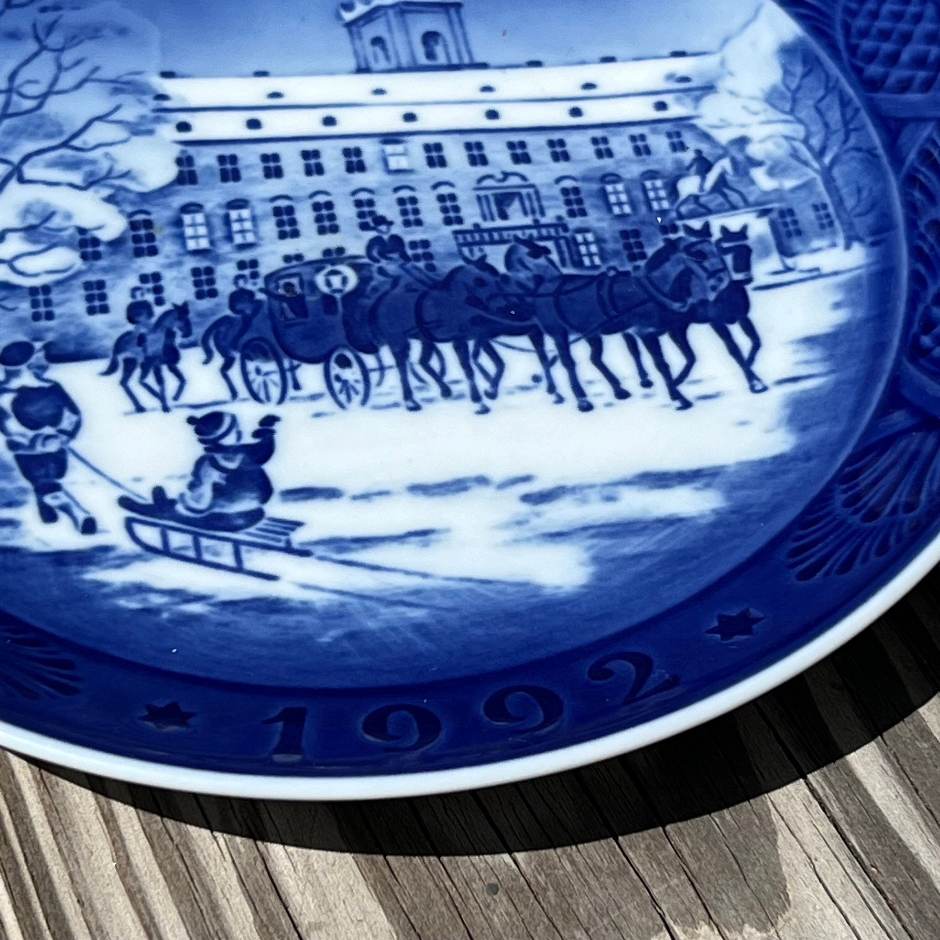 ロイヤル コペンハーゲン クリスマス プレート ロイヤルコペンハーゲン クリスマスプレート