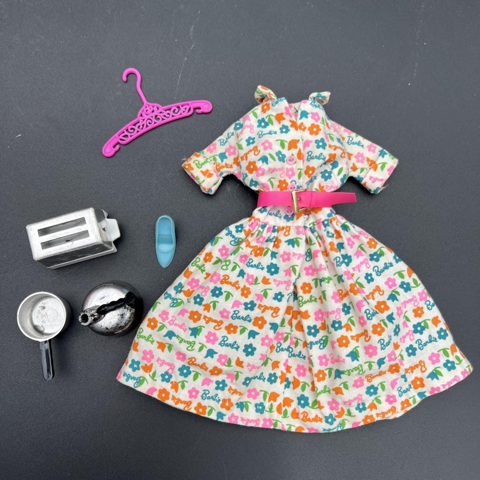 Vintage Barbie Learns to Cook - Etsy