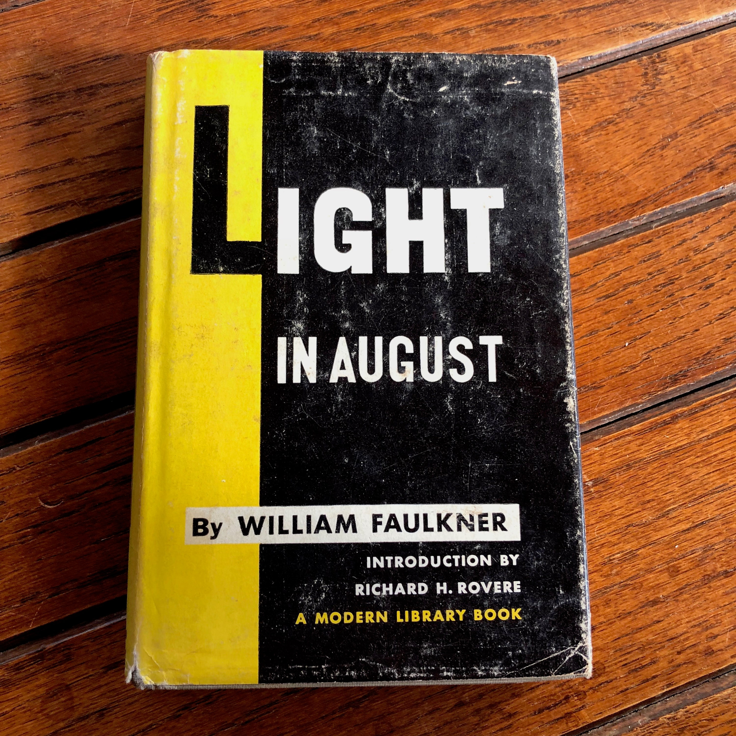 Light In August Book Cover