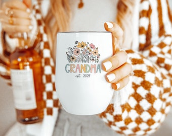 New Grandma Wine Tumbler Grandma Est 2024 Cup - Baby Announcement Gift for Grandma - Pastel Retro Wildflower Design on Both Sides