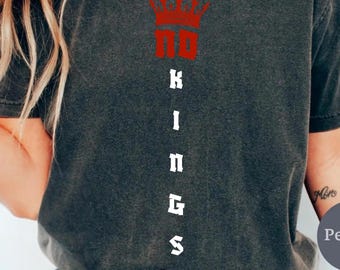 No Kings Protest Comfort Colors Shirt, Anti Monarchy Graphic Pullover, Revolutionary Statement Crewneck, Political Activism Graphic Sweater
