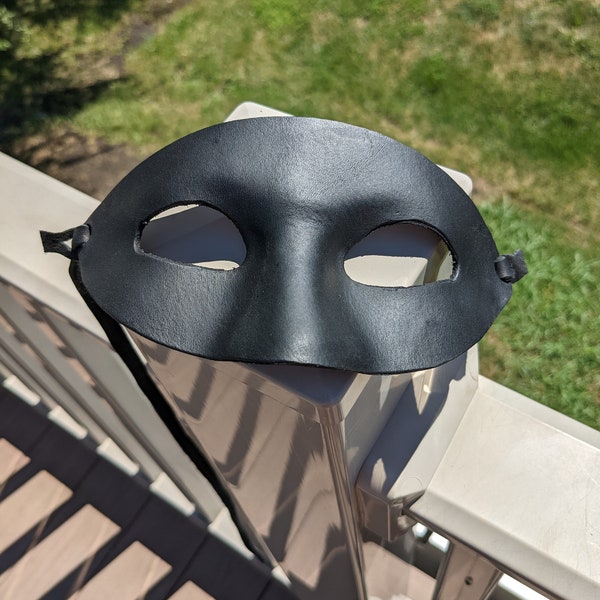 Cosplay Dread Pirate Mask