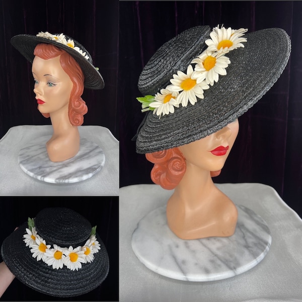 1940s Black Straw Sunhat with Daisies // Tilt Platter Wide Brim