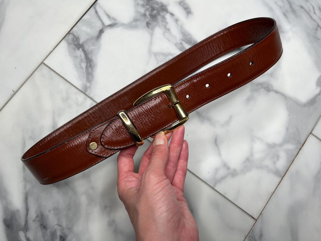 1980s Brown Padded Leather Belt With Gold Buckle 30-34 