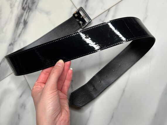 1960s Wide Black Patent Leather Vinyl Belt Sz Med… - image 4