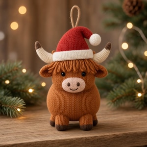 Highland Cow Christmas Ornament Knitting Pattern: Easy DK Santa Hat Tree Decoration PDF, Scottish Gift for Knitters