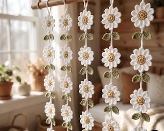 Heirloom Daisy Garland Crochet Flower Pattern - Crochet Daisy Decor for Spring and Summer
