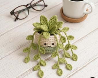 Sprouting Smile Trailing Vine Crochet Flower Pot Adorable Potted Crochet Plant for Desk Decor and Gifts