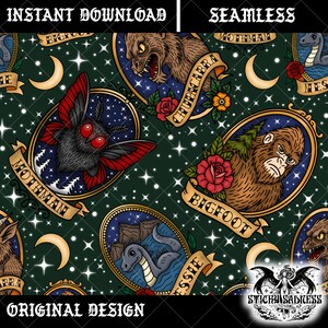 Op de afbeelding: Naadloos patroon met illustraties van cryptiden zoals Mothman en Bigfoot, omlijst in sierlijke ovalen met banners. Het ontwerp bevat sterren, manen en rozen op een donkergroene achtergrond. Tekst luidt "Instant Download" en "Original Design".