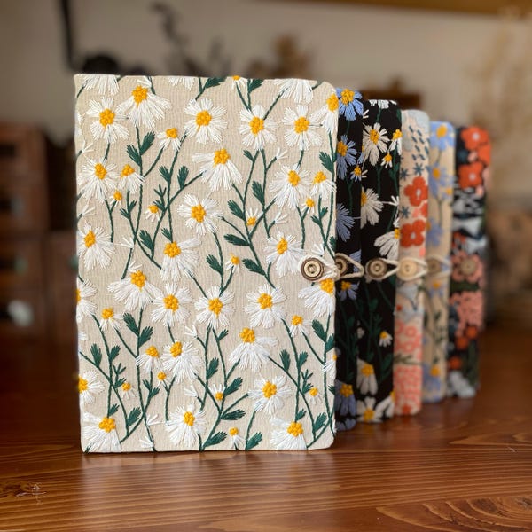 Cuaderno floral bordado – Cuaderno de tela de algodón, 6 diseños de flores, tamaños A5 y A6, papel rayado en blanco, regalo de papelería con estilo