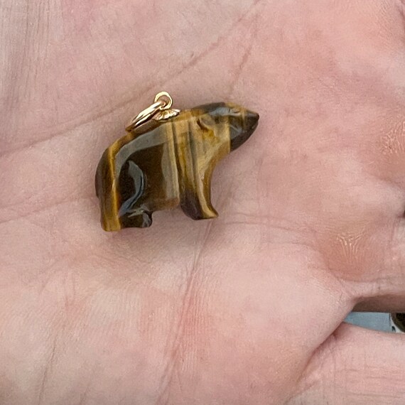 Vintage Hand Carved Tigers Eye Polar Bear Pendant - image 3