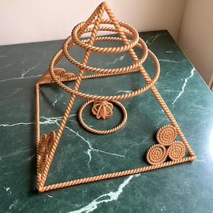 Tensorpiramide gecombineerd met harmoniser, tensorringen 432 MHz, 188 MHz, 144 MHz, 528 MHz, triskelion-spoel, energieversterker, Tensor VN