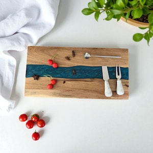 Wood & Epoxy Resin Cutting Board: Rectangular Charcuterie Board