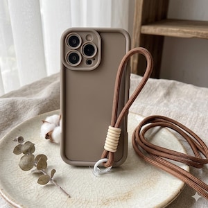 Funda de silicona de lujo con cordón para iPhone – Correa cruzada, cubierta a prueba de golpes