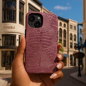 Dark Pink Metallic Crocodile Phone Case: Luxe Faux Croc iPhone & Samsung Cover