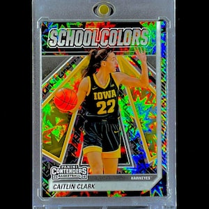 Tarjeta holográfica RC de Caitlin Clark Black Gold Kaboom Rookie Refractor - Iowa