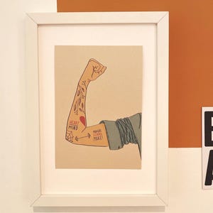 Artprint A4 A5  „MAKERS GONNA MAKE“ – Motivationsposter Tattoo-Arm | Nachhaltiger Druck auf Wunschpapier | Geschenk für Kreative