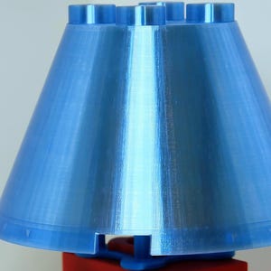 Lampe de bureau de style bloc de briques de construction | Lampe de chevet imprimée en 3D | Lampe de table imprimée en 3D | Lampe LED E27 | Décoration d'intérieur Translucent Blue