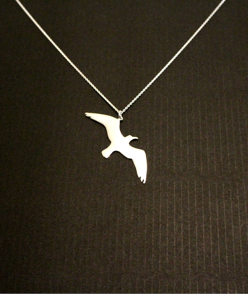 Collier oiseau albatros, bijoux oiseau, pendentif symbole de la liberté, pendentif symbole de l'espoir, argent sterling sculpté à la main, fête des mères image 2