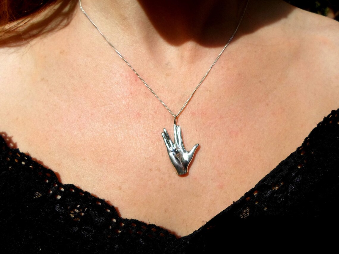 Star Trek Hand Salute Jewelry Leonard Nimoy Mr Spock Salute Etsy