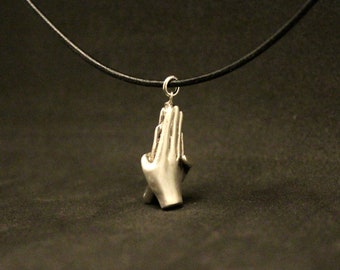 Handen knuffelketting: symbool van liefde, verbinding en comfort in elegante sieraden, sterlingzilver, handgemaakt,