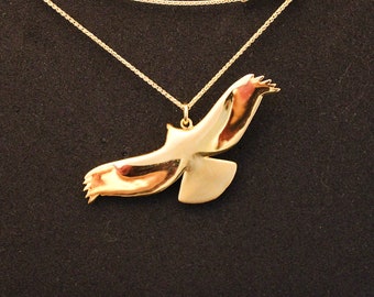 Hawk pendant, hawk jewelry, birds jewelry, exotic bird necklace, solid sterling silver 925, hand carved,,