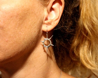Oorbellen zonsverduistering: op de hemel geïnspireerde sieraden met kosmische elegantie en uniek origineel ontwerp, handgemaakt, sterlingzilver,