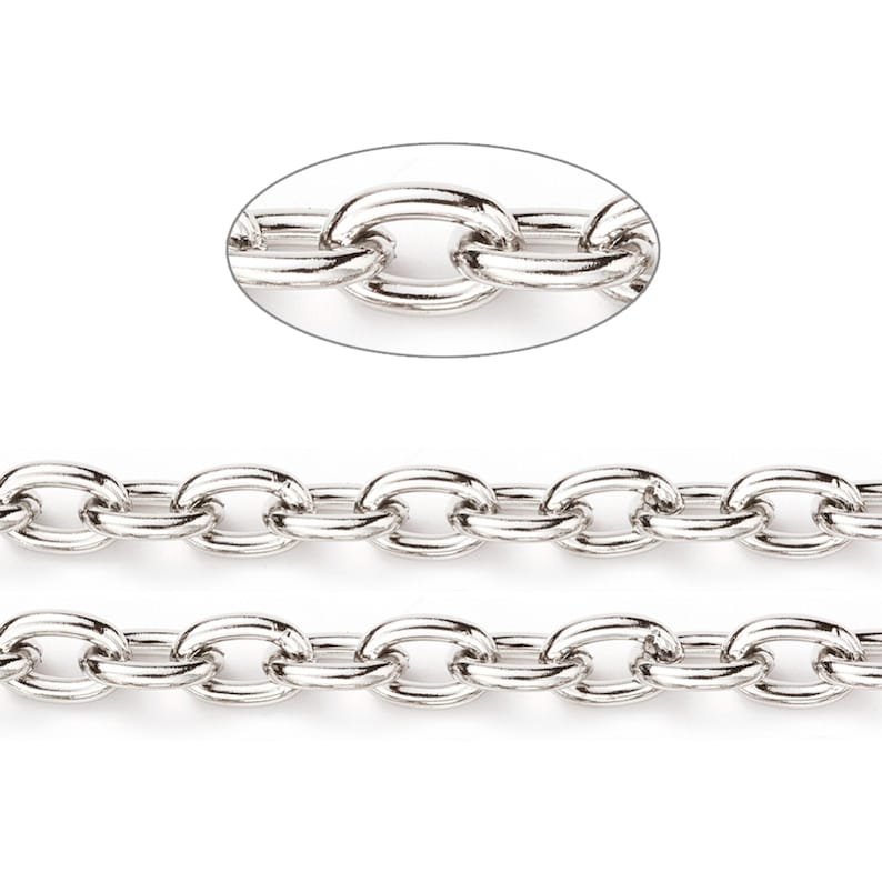 May include: Silver chain with oval links. The chain is shown in two rows, with a close-up of the links in the top row.