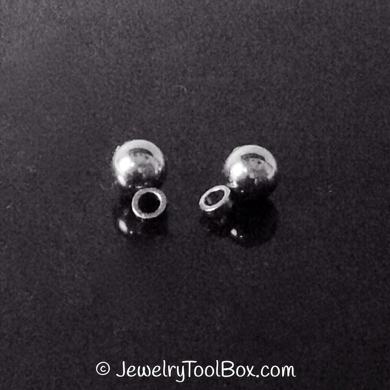 Colgantes redondos de metal, bola de 5 mm, dijes de acero inoxidable, argolla de 2 mm, hipoalergénicos, no se deslustran, lote de 25 a 100 unidades #1460 imagen 2