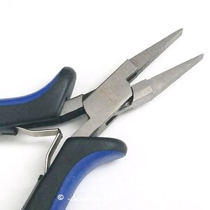 Flat Nose Pliers, Jewelry Making Tools, Ergonomic Grip Handles, Box Joint, Return Leaf Spring, Beadsmith Brand, #1161 53