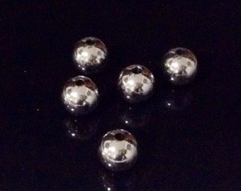 8mm Beads, Stainless Steel, Round, 1.5mm Hole, 201 Grade Stainless, Hypoallergenic, Non Tarnish, Lot Size 25 to 100, #1525
